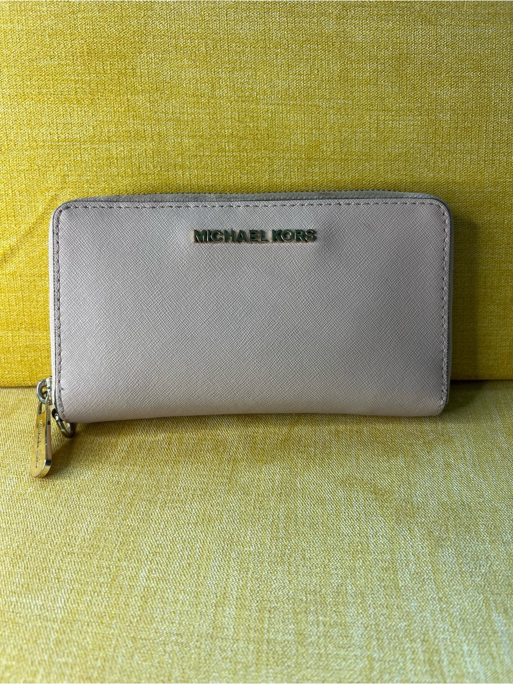 MICHAEL KORS Pale Pink Zip-Around Wallet with Gold Hardware